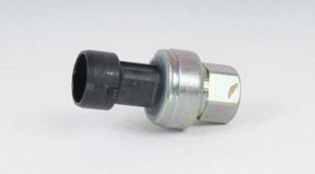 Sensor de presión del refrigerante del aire acondicionado