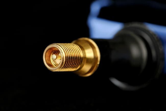 Sistema de monitorización de presión de neumáticos (TPMS)