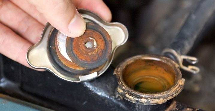 schlechte Kühlerverschluss-Symptome