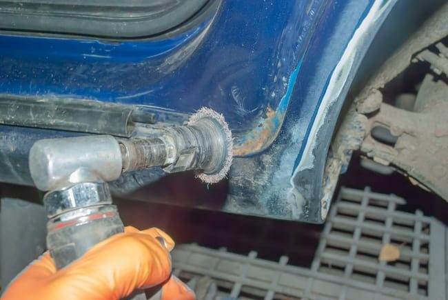 comment enlever la rouille de surface d'une voiture