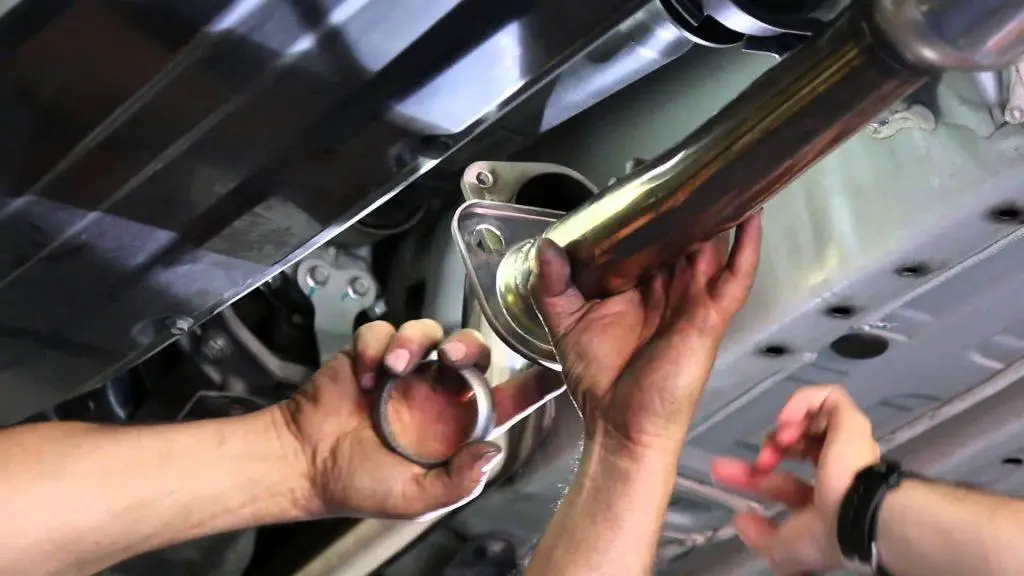 fuite d'échappement