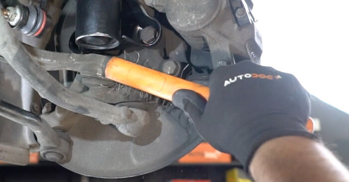 梅赛德斯W203接头二次清洁