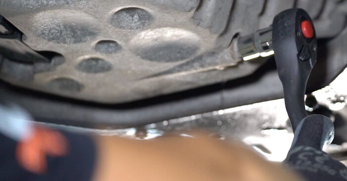 Установка емкости для слива масла Mercedes W203