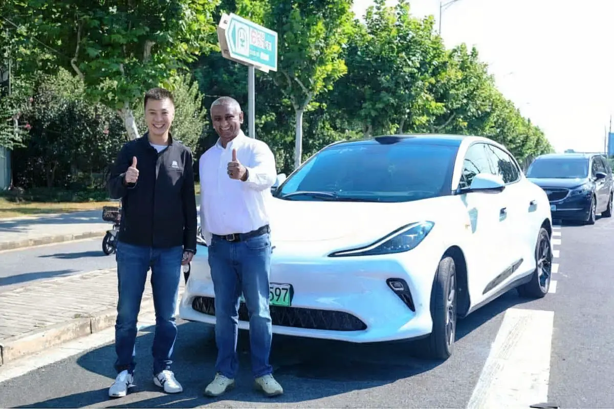 Uber Momenta беспилотные VTC