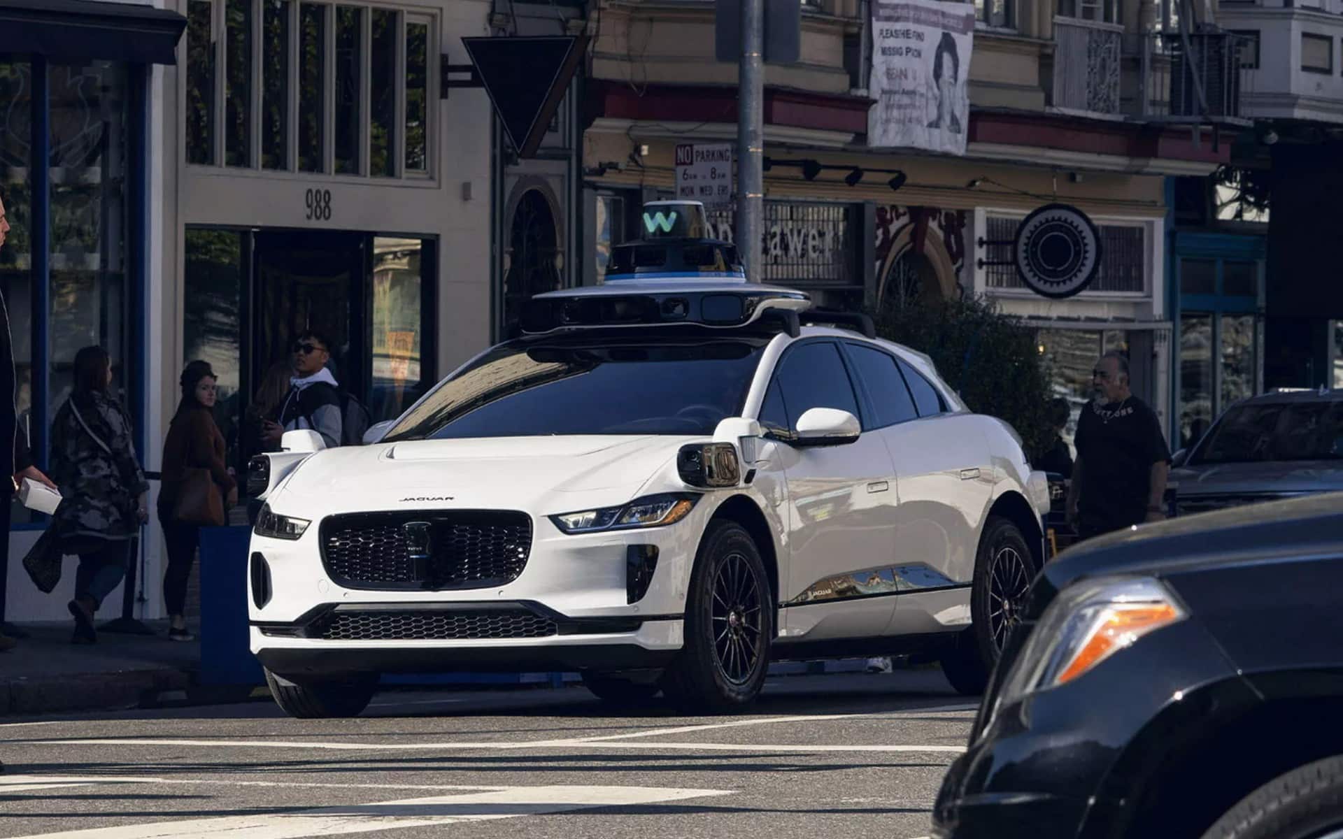 Jaguar I-Pace Waymo véhicule autonome