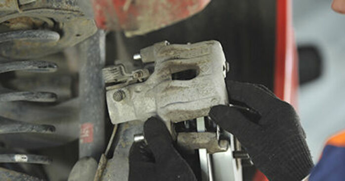 Radlager an der MAZDA 3 erneuern