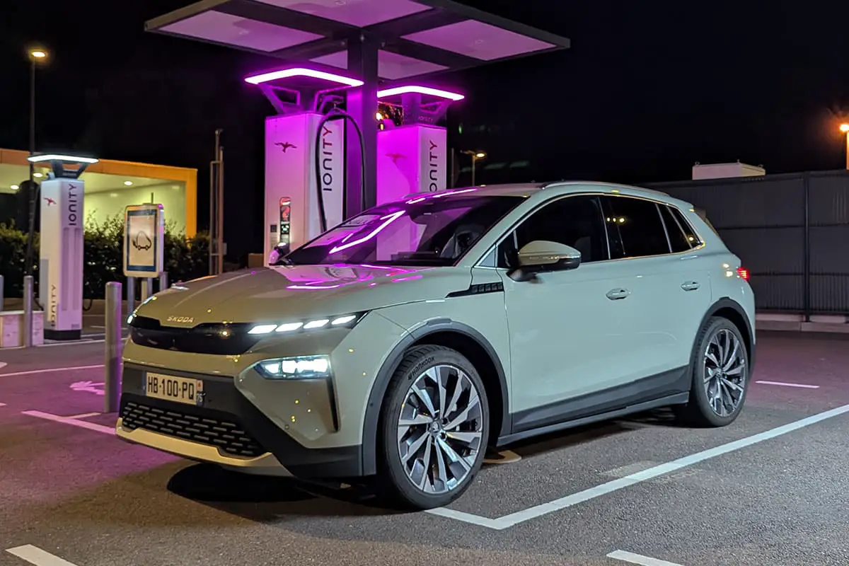 Véhicule électrique en location